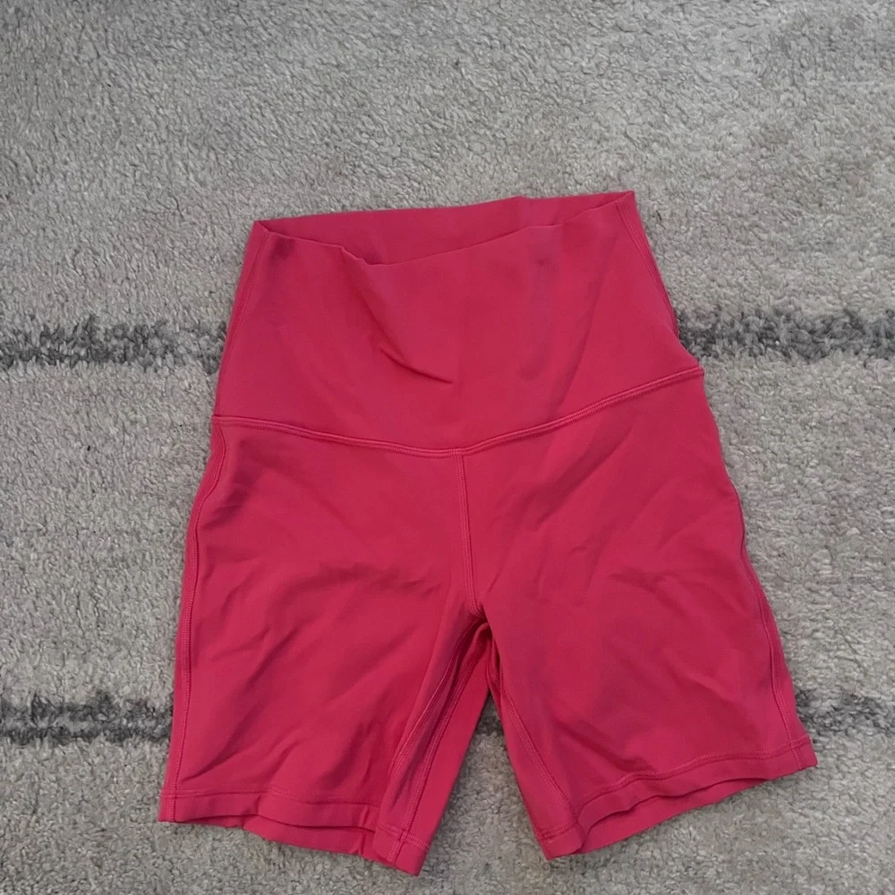 Lululemon Women's Pink Biker Shorts 6” - Picture 5 of 6